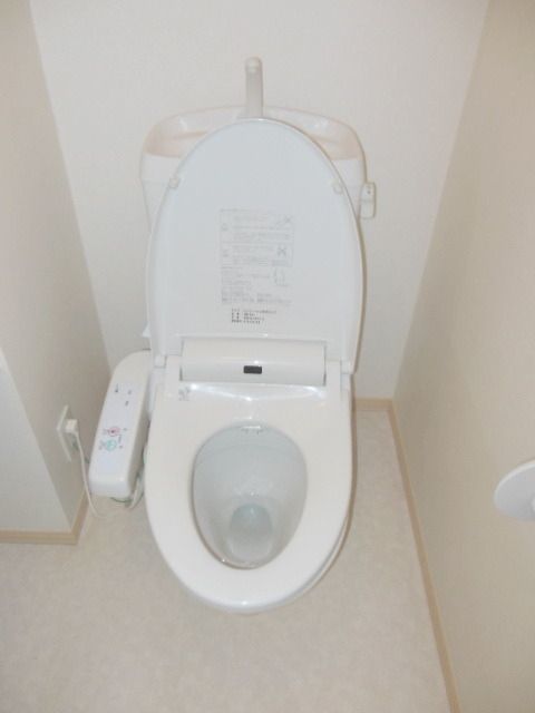 トイレ　～みんな大好きウォシュレットをご用意～
