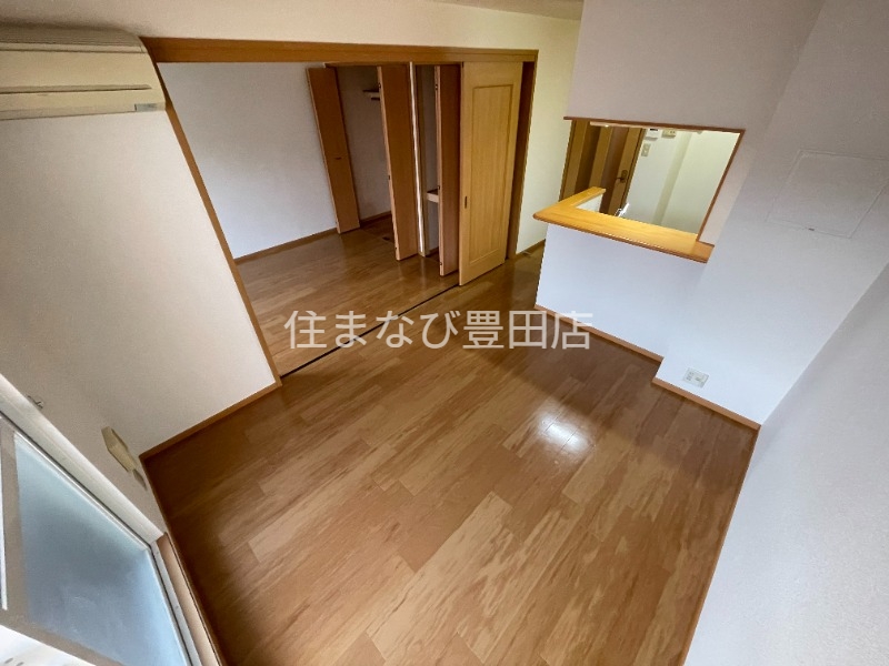 居室・リビング　同型タイプ