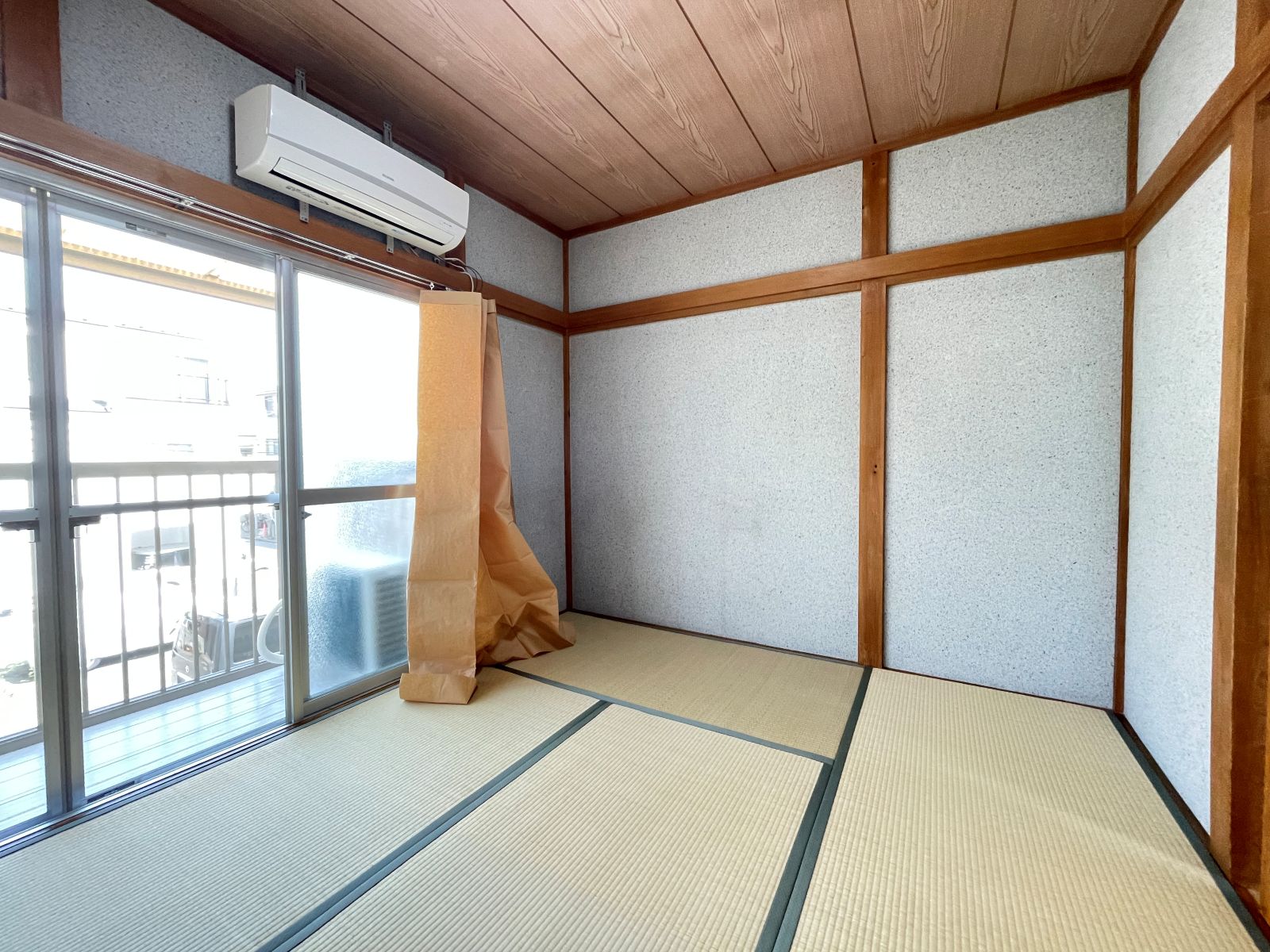 渡辺荘の居間写真