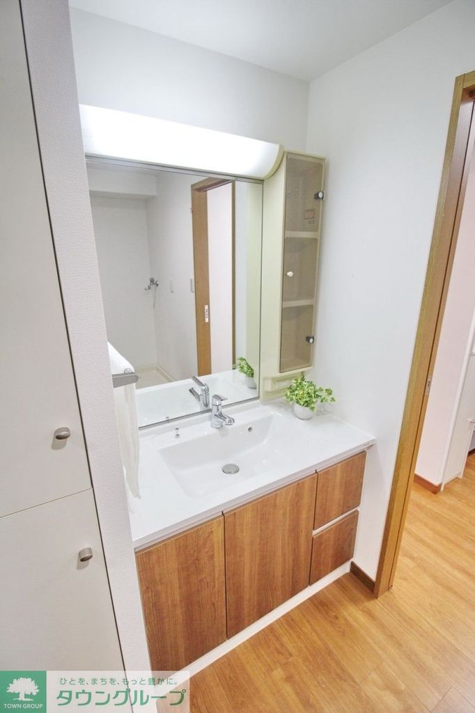 洗面設備　同タイプの別部屋参考写真です！