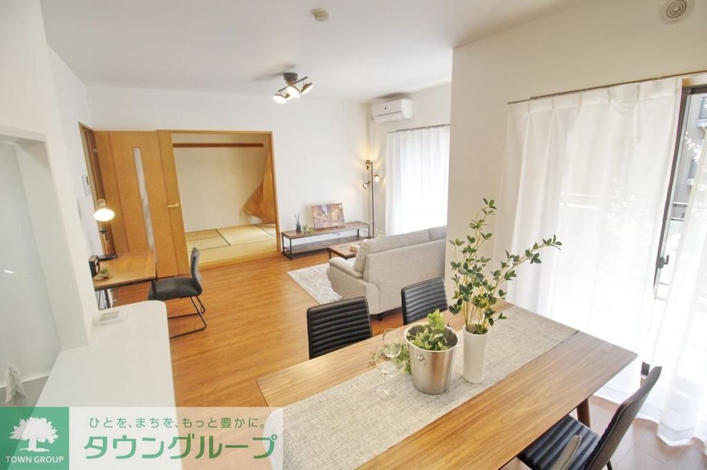 居室・リビング　同タイプの別部屋参考写真です！