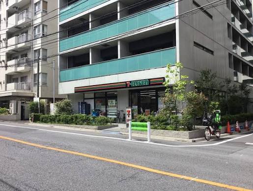 コンビニ　セブンイレブン港区白金1丁目南店（コンビニ）まで211m