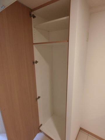 収納　他のお部屋の参考写真となります。