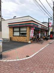 コンビニ　セブンイレブン 北区堀船3丁目店（コンビニ）まで69m