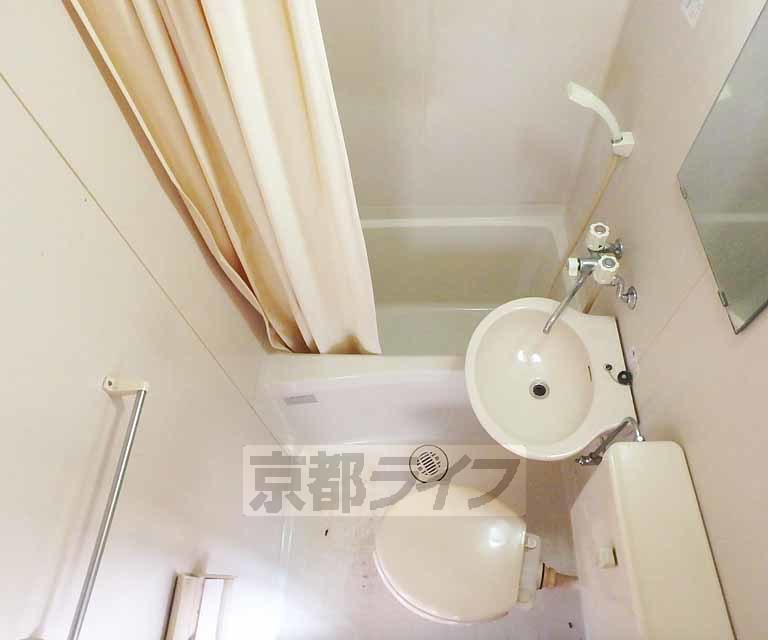 トイレ　機能的なユニットタイプです