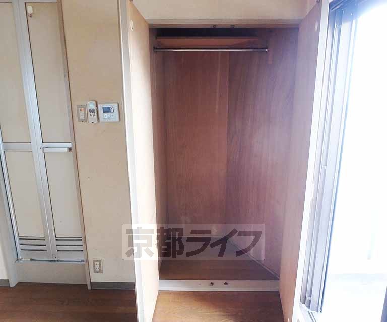 収納　奥行きあります