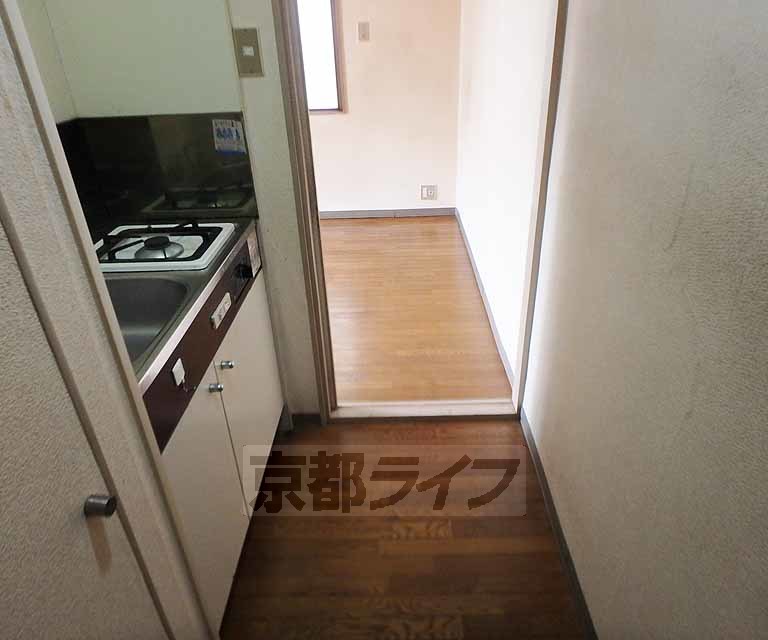 その他部屋・スペース　玄関から廊下にかけて