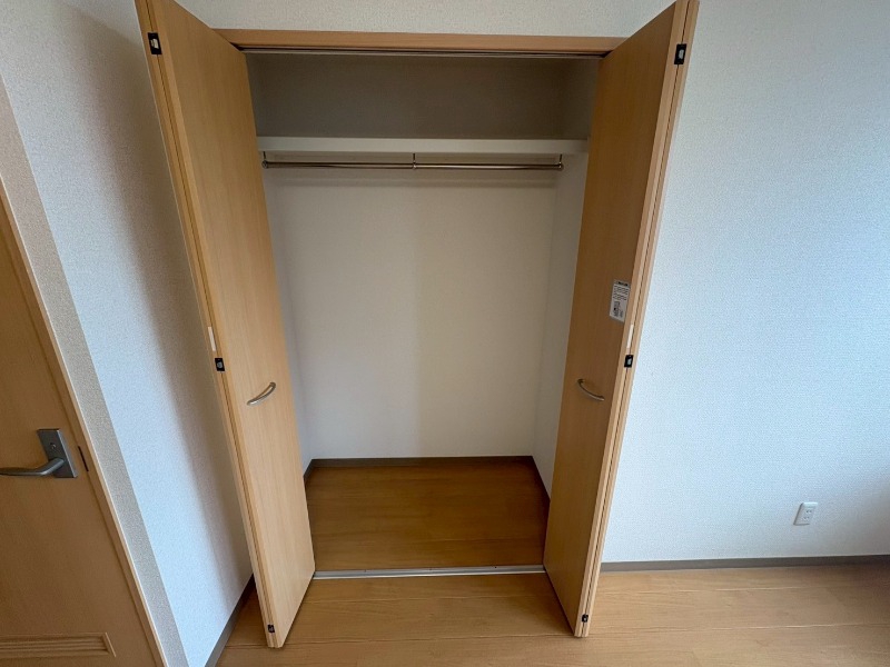 収納　収納もバッチリあるのでお部屋が片付きますよ！
