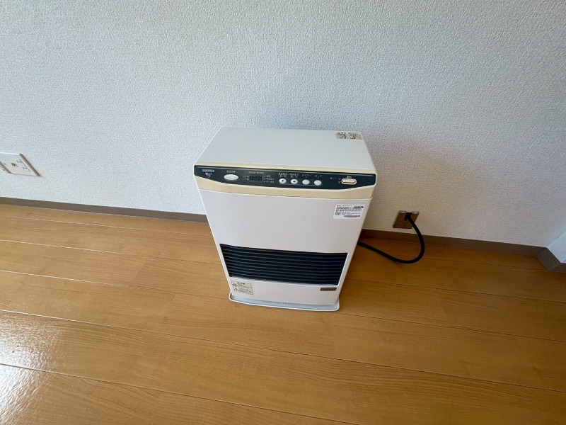 その他設備　暖房です。冬場の寒い日でも安心ですね～