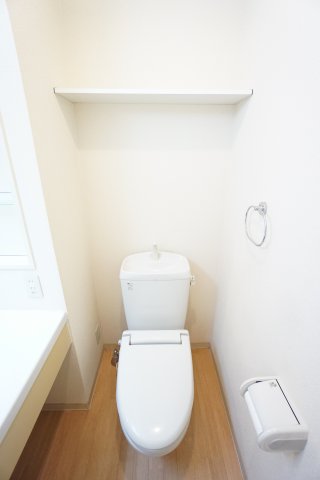 トイレ　※同物件、同タイプの写真です。