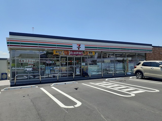 コンビニ　セブンイレブン甲府貢川2丁目店（コンビニ）まで750m