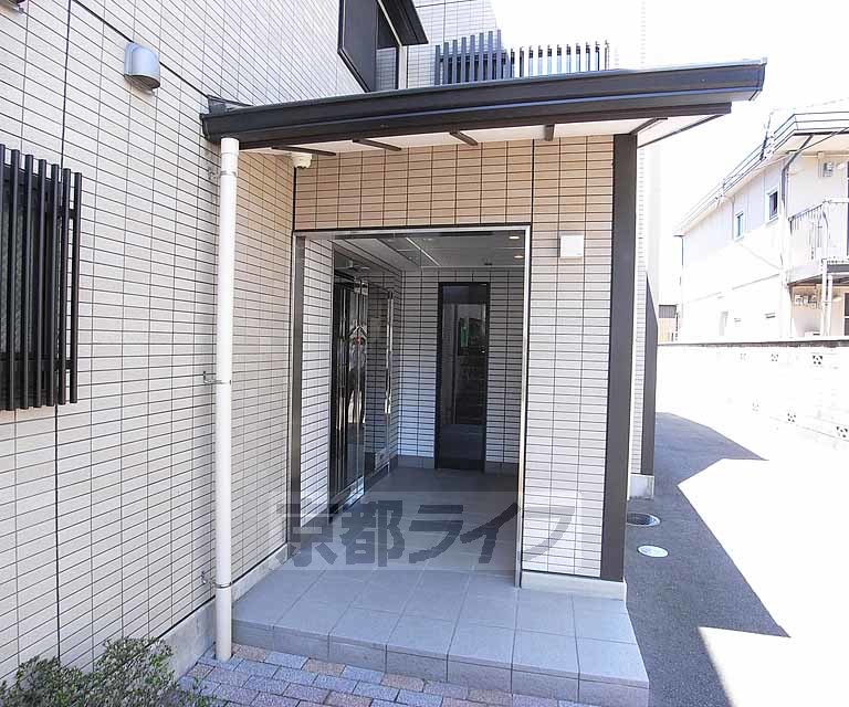 エントランス　エントランス部分です。