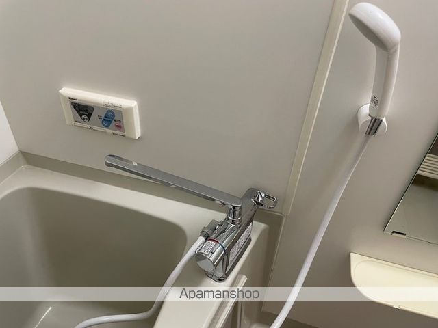 ドミール関大前の風呂写真