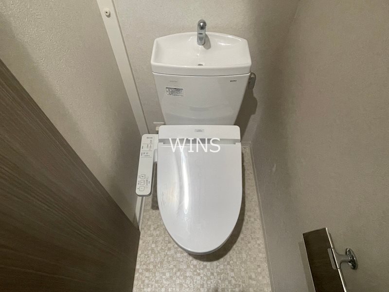 トイレ　※部屋参考写真です。
