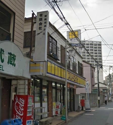 コンビニ　スリーエイト（コンビニ）まで402m