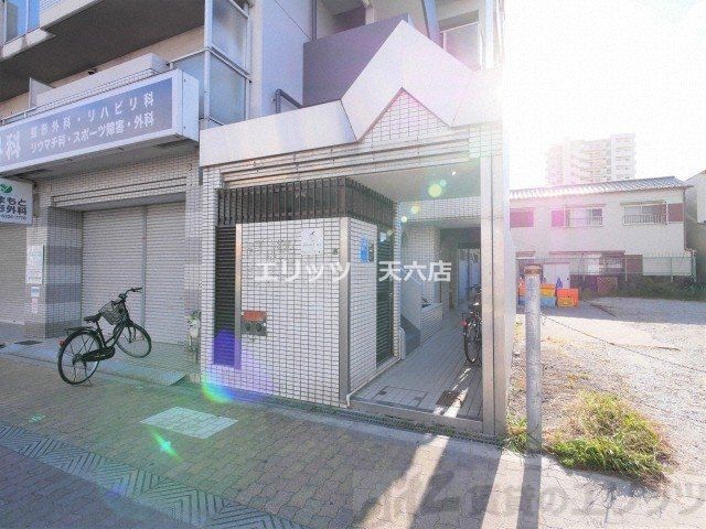 エントランス　エントランス