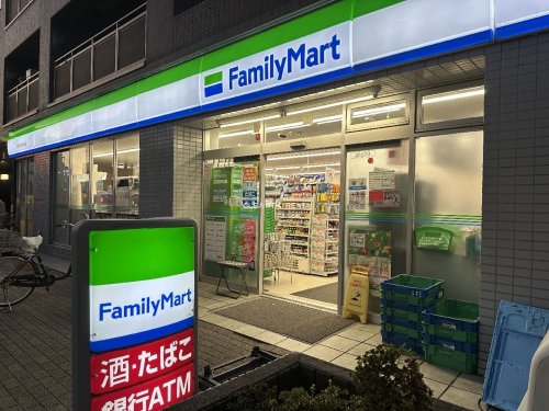 コンビニ　ファミリーマート 中野富士見町駅前店（コンビニ）まで206m