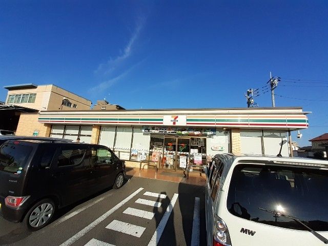 コンビニ　セブンイレブン前橋古市町店（コンビニ）まで550m