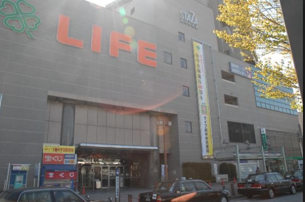 スーパー　ライフ六町駅前店（スーパー）まで530m