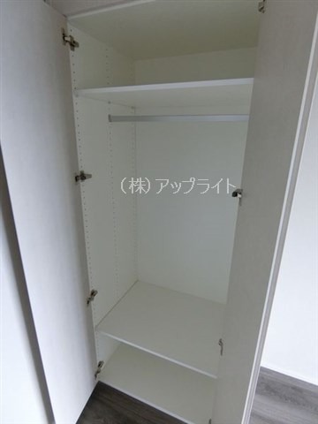 収納　クローゼット