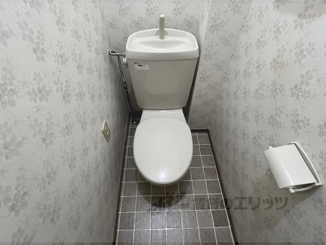 ロイヤルハイネスのトイレ写真