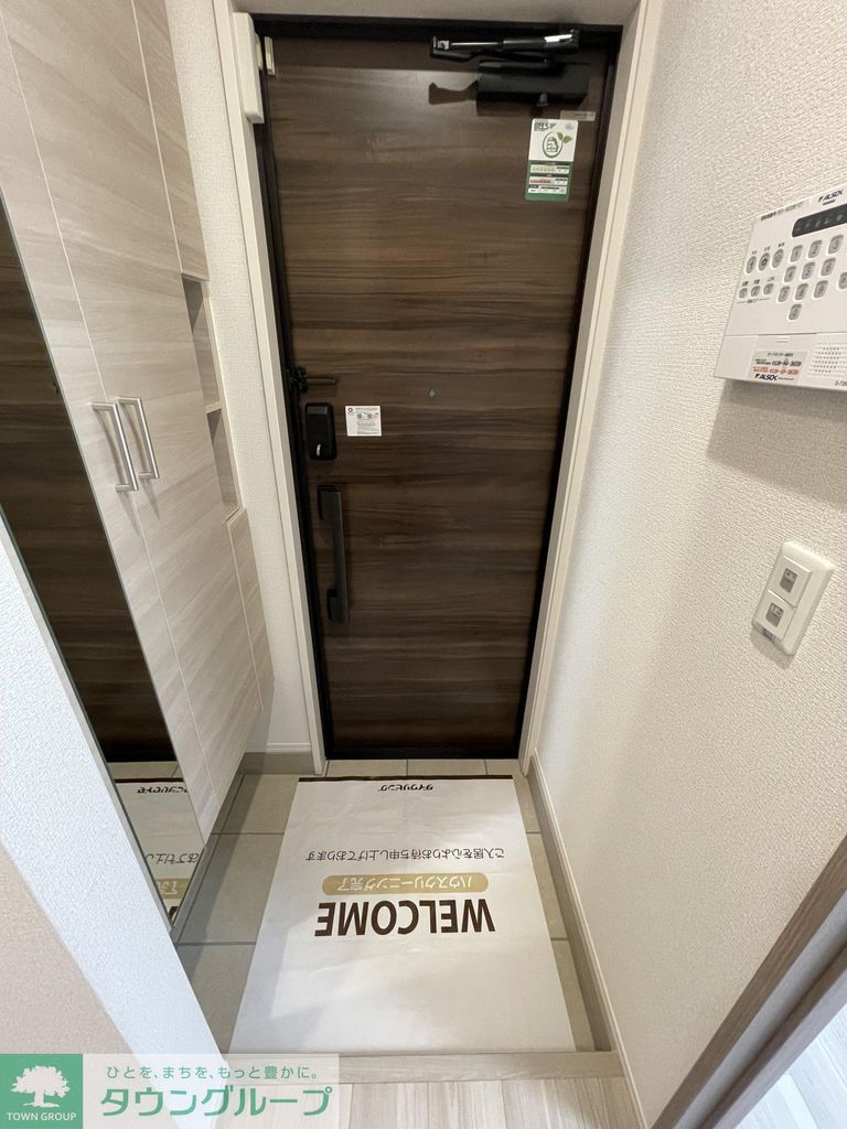 玄関　バルコニー