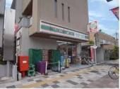 コンビニ　ローソンストア100浦和東高砂町店（コンビニ）まで565m