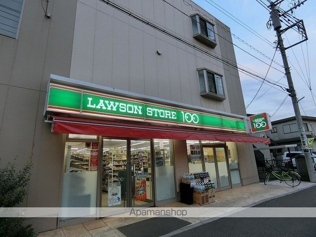 コンビニ　ローソンストア１００（コンビニ）まで378m