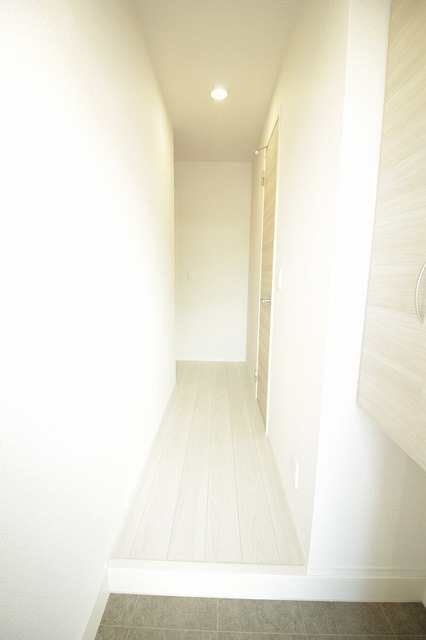ルミエールKVIIの玄関写真