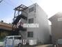 建物外観　３階建てのマンションです。