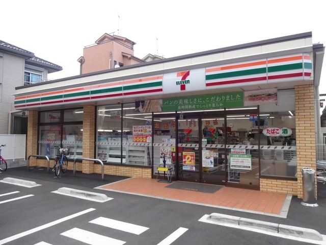 コンビニ　セブンイレブン川崎鋼管通4丁目店（コンビニ）まで178m