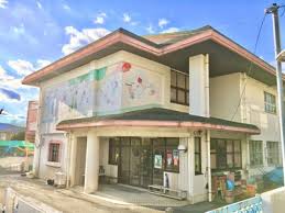 幼稚園・保育園　厚原保育園（幼稚園・保育園）まで303m