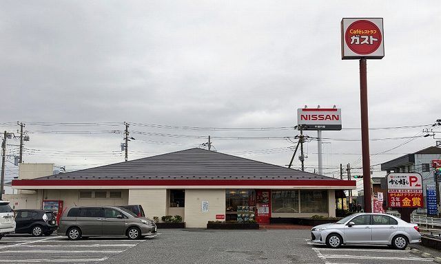 飲食店　ガスト木更津北店（飲食店）まで750m