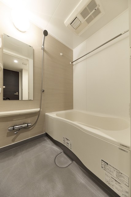 バス・シャワールーム　※写真は同タイプ住戸です。