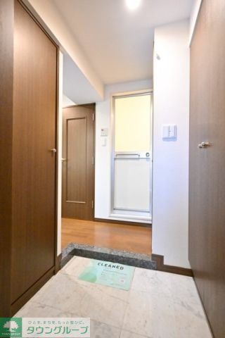 ガラ・ステージ京橋の玄関写真