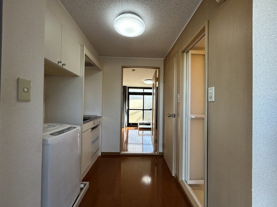 玄関　※別部屋の写真です