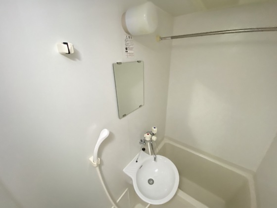 洗面設備　※別部屋の写真です