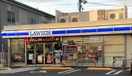コンビニ　ローソン 中川八熊三丁目店（コンビニ）まで210m