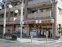 コンビニ　セブンイレブン世田谷代田1丁目店（コンビニ）まで590m
