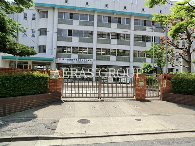中学校　足立区立加賀中学校（中学校）まで406m