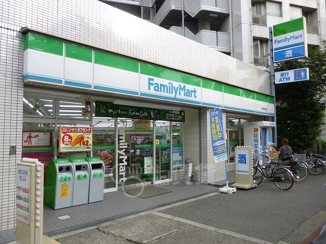 コンビニ　ファミリーマート　北堀江一丁目（コンビニ）まで130m