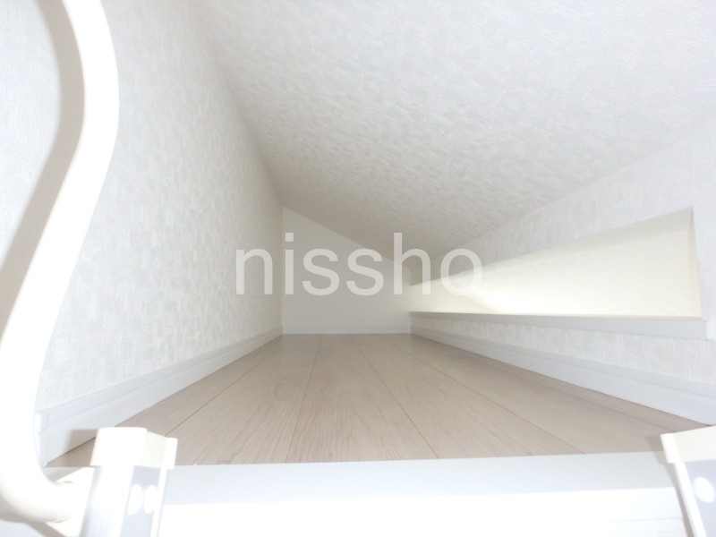その他部屋・スペース　小屋裏収納