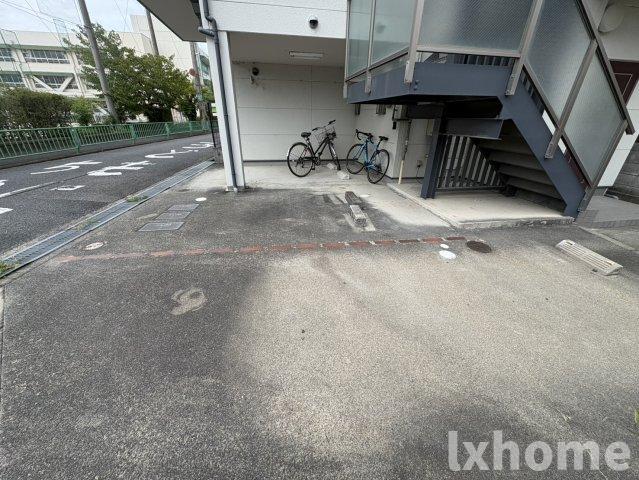 駐車場　カースペースがあります