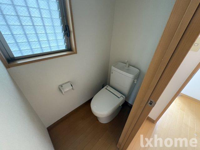 トイレ　清潔感のあるトイレです