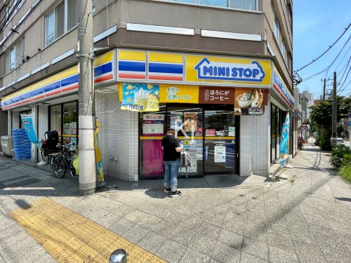 コンビニ　ミニストップ 黄金橋店（コンビニ）まで121m