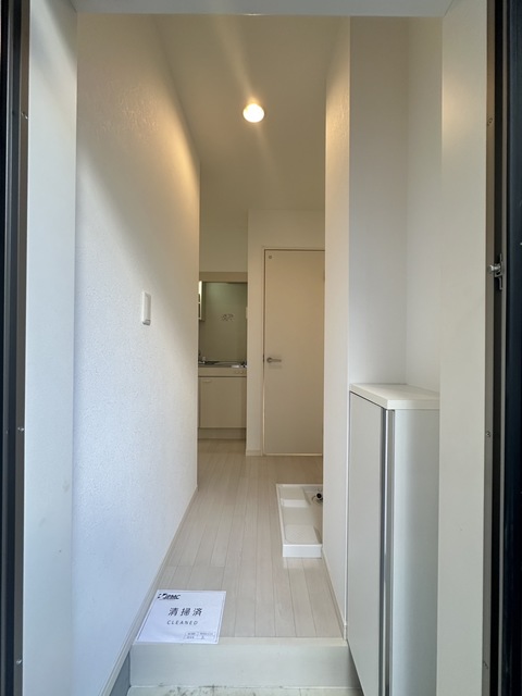 玄関　別部屋参考写真です