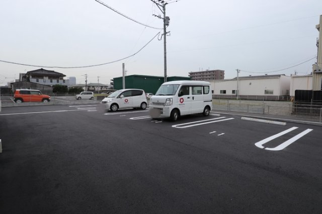 駐車場　駐車場があります