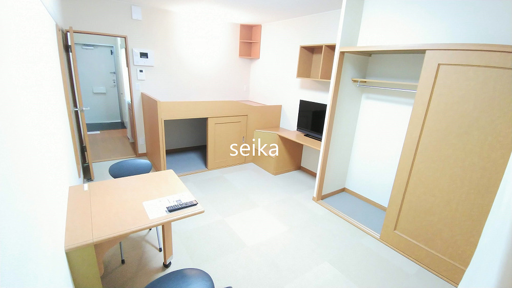 その他部屋・スペース　同タイプ居室：カーテンもついて直ぐ生活できますよ。