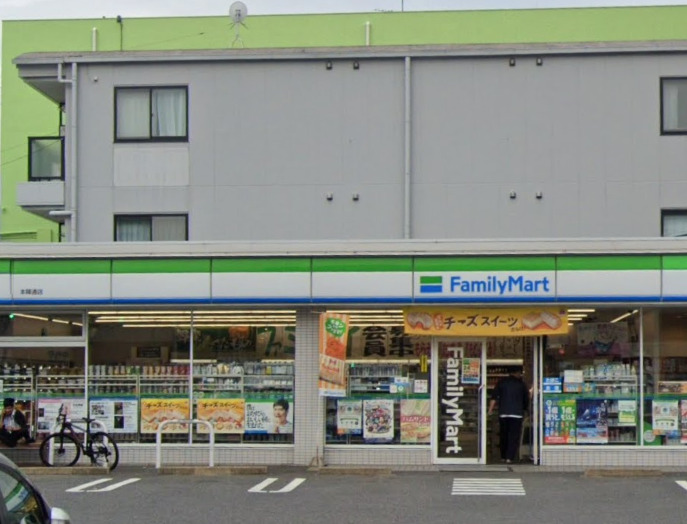 コンビニ　ファミリーマート 本陣通店（コンビニ）まで134m