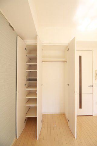 収納　（別タイプ参考写真）KDX文京千石レジデンス　文京区本駒込6